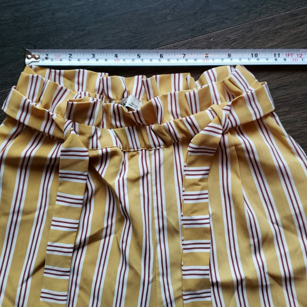 Capris - Picture 7 of 8